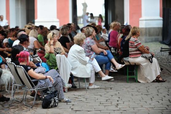 Ozdobou posledního představení osmého Malého letního divadlení byla Valerie Zawadská