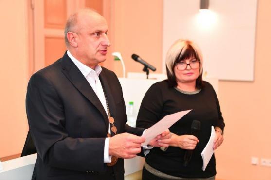 Ustavující zasedání Zastupitelstva Broumova bez překvapení. Starostou je Jaroslav Bitnar