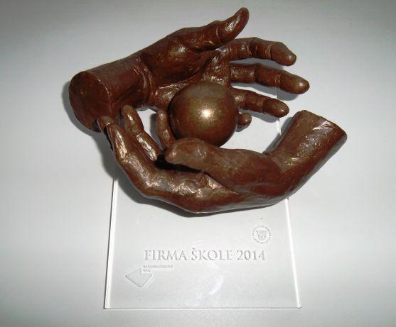Veba převzala ocenění Firma škole 