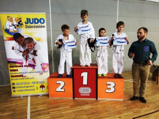 Pět malých broumovských judistů si přivezlo medaili z polského Dzierzoniówa