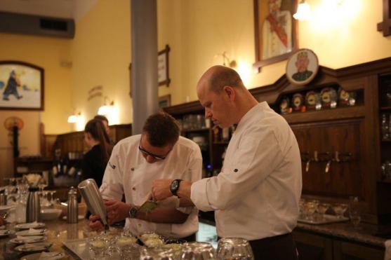 V Restauraci Švejk v Meziměstí vařil kuchař oceněný třemi michelinskými hvězdami Roman Paulus. Bylo vyprodáno!