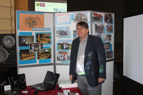 V Náchodě se konala prezentace škol a zaměstnavatelů. Význam setkání ocenil i hejtman Lubomír Franc