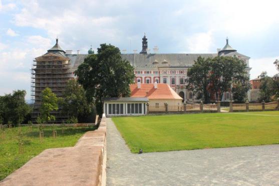 Severní stěna broumovského kláštera dostane novou fasádu