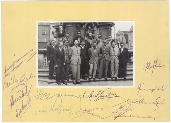 Historické foto: hokejové legendy padesátých let v Broumově