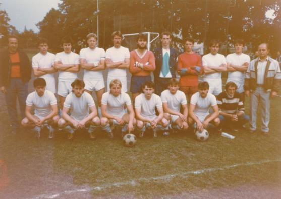 Vzniká archiv starých fotografií broumovského fotbalu