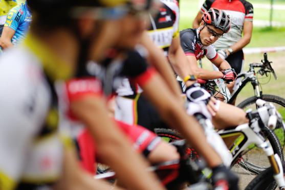 Do cíle cyklistického etapového závodu Specialized MTB Trilogy dorazilo 165 závodníků