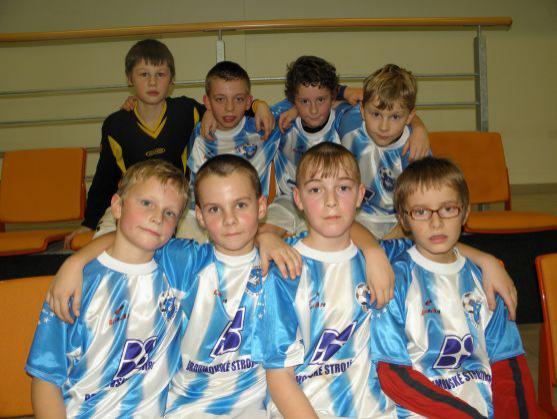 Starší přípravka Slovanu Broumov obsadila na halovém turnaji v Jaroměři v konkurenci týmů z ligových klubů 3. místo