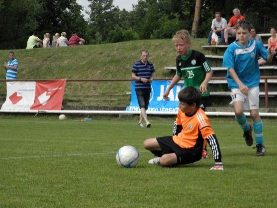 Ponikelský a Hypšman hráli v náchodském výběru na mezinárodním turnaji v Hradci Králové