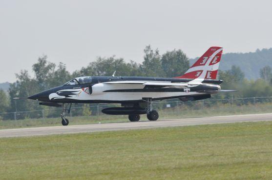 Desítky letounů z 15 zemí světa. To je CIAF 2012