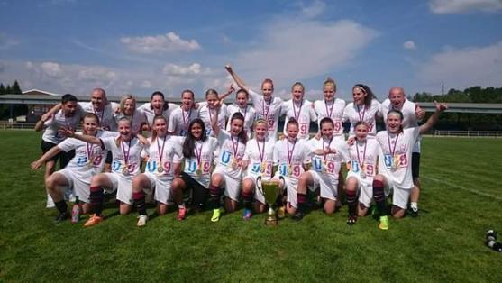 Veronika Dvorská z Broumova se v dresu Sparty Praha stala Mistryní juniorské fotbalové ligy