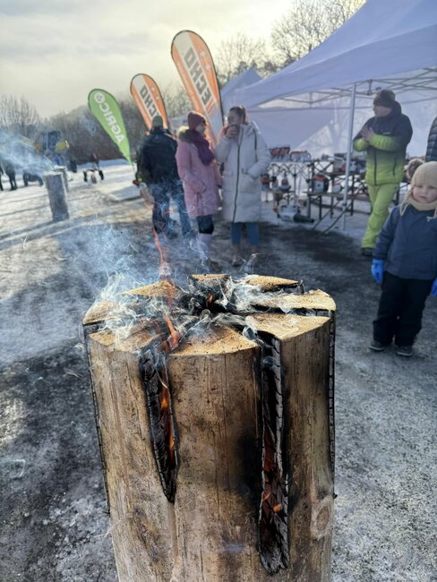 OBRAZEM: Titul Dřevorubce roku putuje na Slovensko