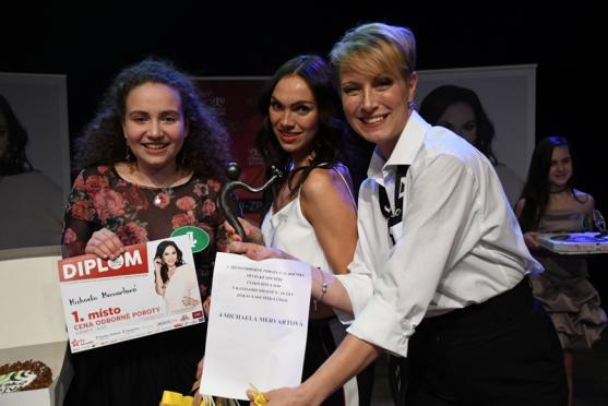 Talentovaní zpěváci mají poslední možnost přihlásit se do pěvecké soutěže Česko zpívá 2020