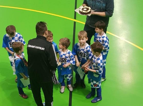 Mladší přípravka první v Červeném Kostelci 