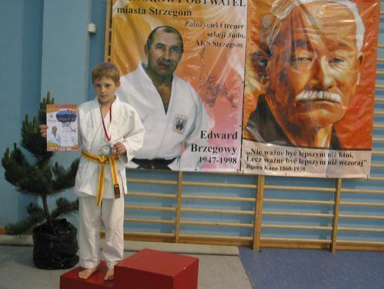 Z posledního turnaje před prázdninami přivezli broumovští judisté dvě stříbrné medaile