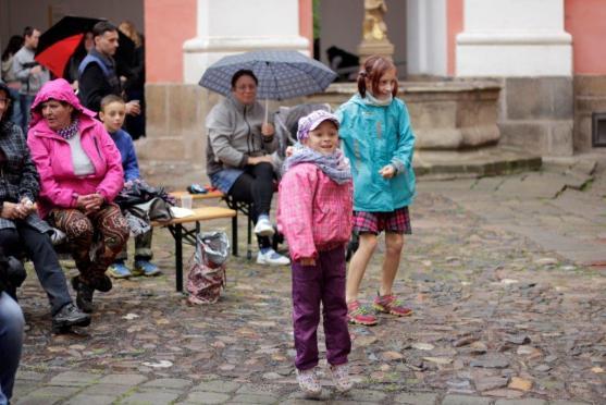 Lahodný burčák tekl v broumovském klášteře proudem