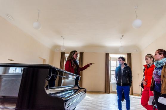 Mimořádné prohlídky broumovského kláštera od sklepa až po půdu