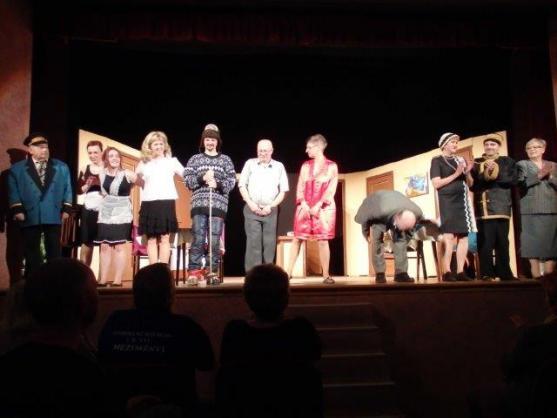 Meziměstští divadelníci se loučili se svou úspěšnou komedií Peklo v hotelu Westminster