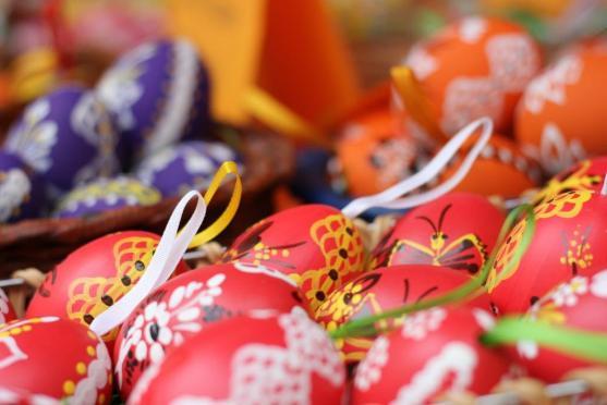 Broumovský klášter přivítal jaro Velikonočním trhem