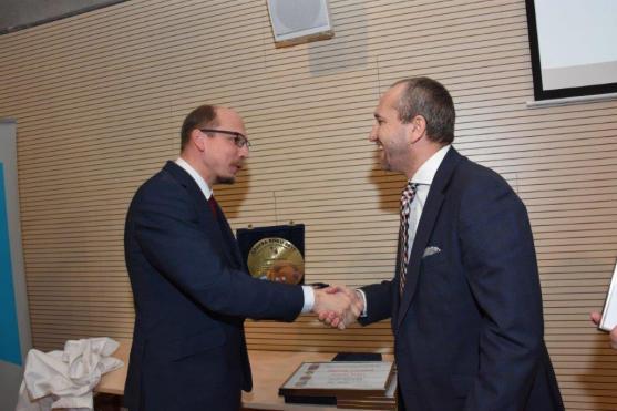 Titul krajské stavby roku získal průmyslový areál v Hronově 