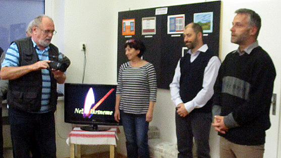 Polické děti navrhovaly nálepky na zápalkové krabičky