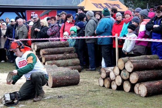 Ondřej Jirmann obhájil loňské vítězství v klání Dřevorubec roku