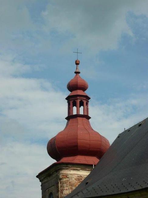 Kostel v Heřmánkovicích byl podpořen grantem Akademie věd ČR i programem ČSOB Pomáhá regionům