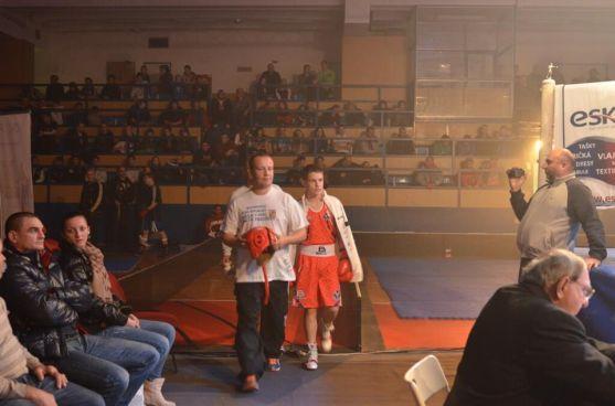 Boxer Šuda reprezentoval Českou republiku a Broumov ve slovenských Malackách. Vítězně