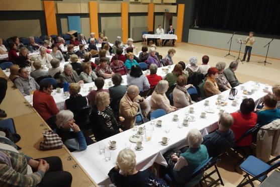 Broumovští senioři se setkali se zástupci města