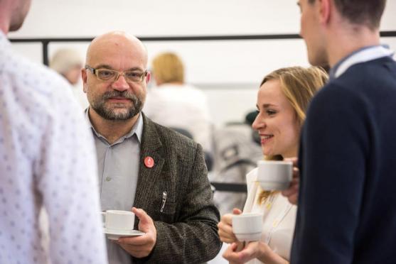 "Důvěra je pro naše životy klíčová," shodli se hosté šestého ročníku Broumovských diskusí
