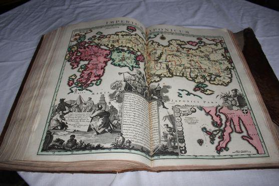 Artefakty, které uvidí prezident v broumovském klášteře