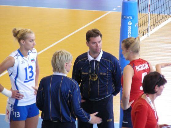 Učitelské povolání vyměnil za život rozhodčího volejbalu