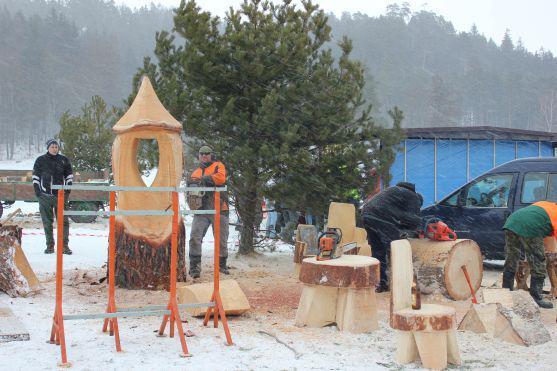 V Dolním Adršpachu si poměřili své schopnosti dřevorubci