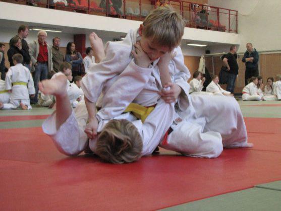 Žáci a mláďata Judo Clubu Broumov opět úspěšní. Tentokrát v Semilech
