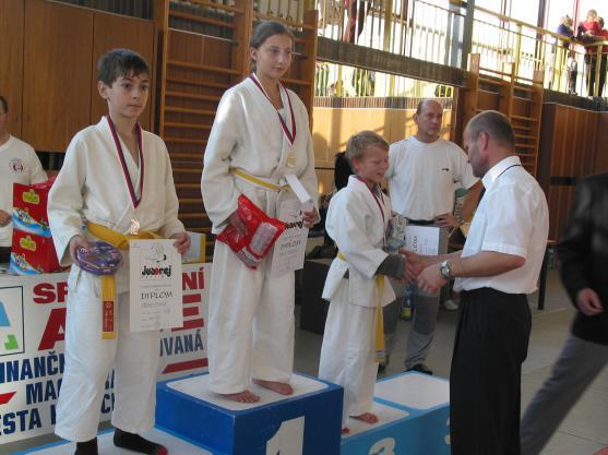 Mladí judisté z Broumova přivezli z hradeckého turnaje Judorej 8 medailí