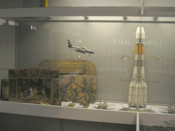 Úspěchem Muzea papírových modelů v Polici nad Metují je 7 tisíc návštěvníků v průběhu několika měsíců po otevření