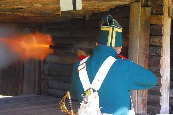 Oslavy polických ostrostřelců na fotografiích Štěpána Horáka