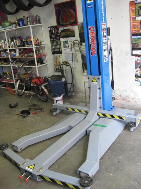 V Broumově zahájil provoz nový pneuservis EMA 