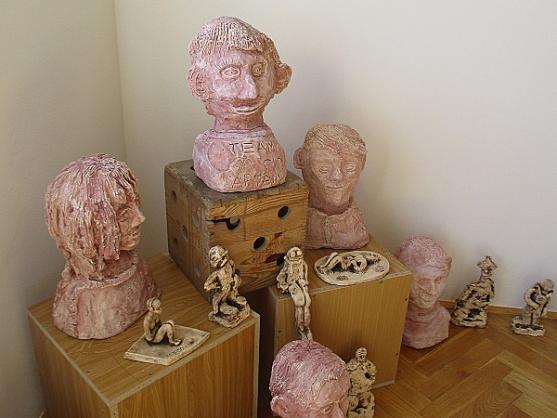 Vernisáž s více než sty "účastníky" 