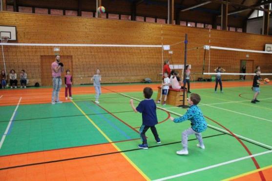 Masarykova základní škola se zapojila do projektu Českého volejbalového svazu Barevný volejbal do škol