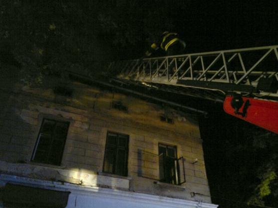 Po roce a půl opět hořela budova hospody Na Krymzu v Křinicích