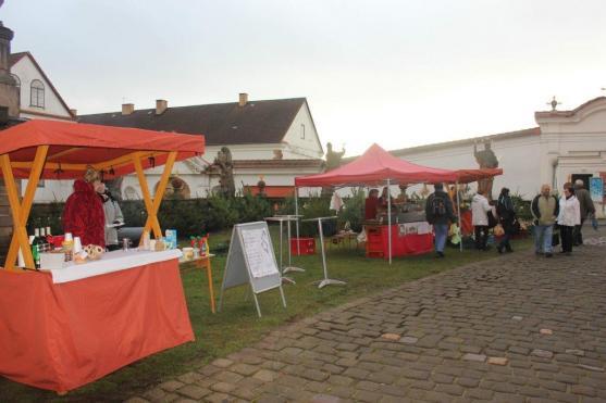 Broumovský klášter v neděli ožije Adventním trhem 
