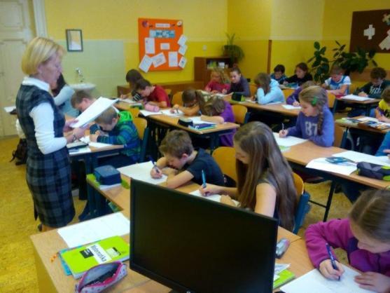 Jeden den na gymnáziu 