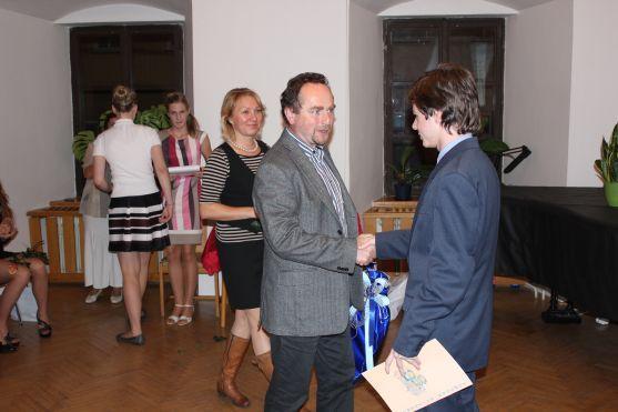 Studenty roku broumovského gymnázia se stali Klára Ištoková a Petr Kujal