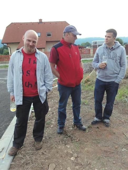 Občané poděkovali vedení města Broumov za novou ulici 