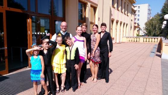 Tanečnímu sportu začala nová sezóna. Broumovské páry vyrazily do Chvaletic 