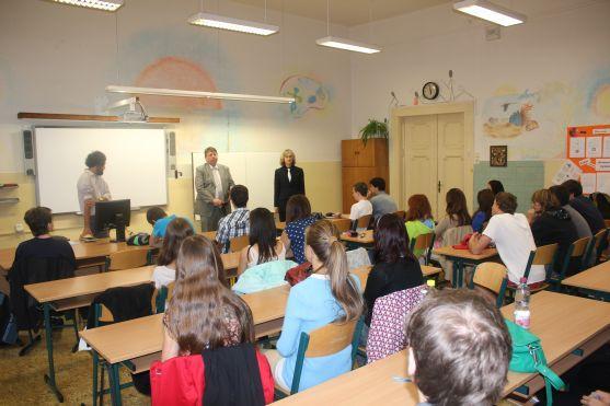 Hejtman Lubomír Franc zahájil školní rok na broumovském gymnáziu