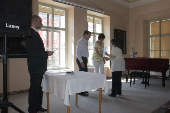 Absolventi Univerzity třetího věku si převzali osvědčení