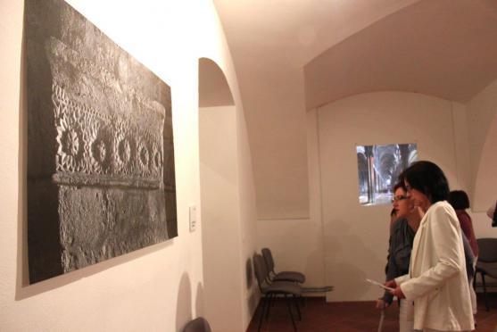 Broumovský klášter vystavuje působivé fotografie Martina Steckera 