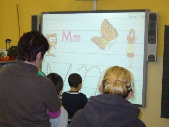 Budoucí prvňáčci si prohlédli Masarykovu základní školu v Broumově