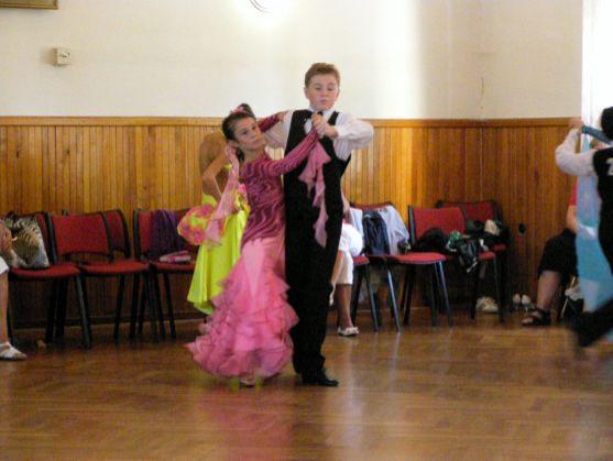 Taneční klub Broumov absolvoval dvě soustředění a už soutěží 